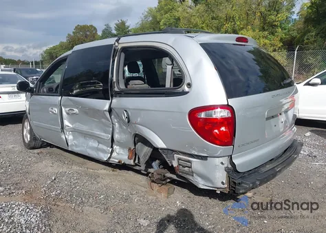 2005 Dodge Grand Caravan Sxt z USA, uszkodzony, nr VIN 2D4GP44L75R187999